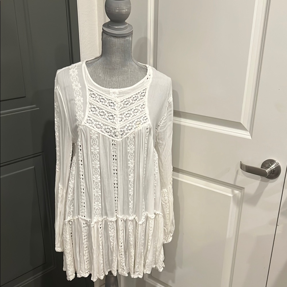 FREE PEOPLE Elegant White Lace Women's Top